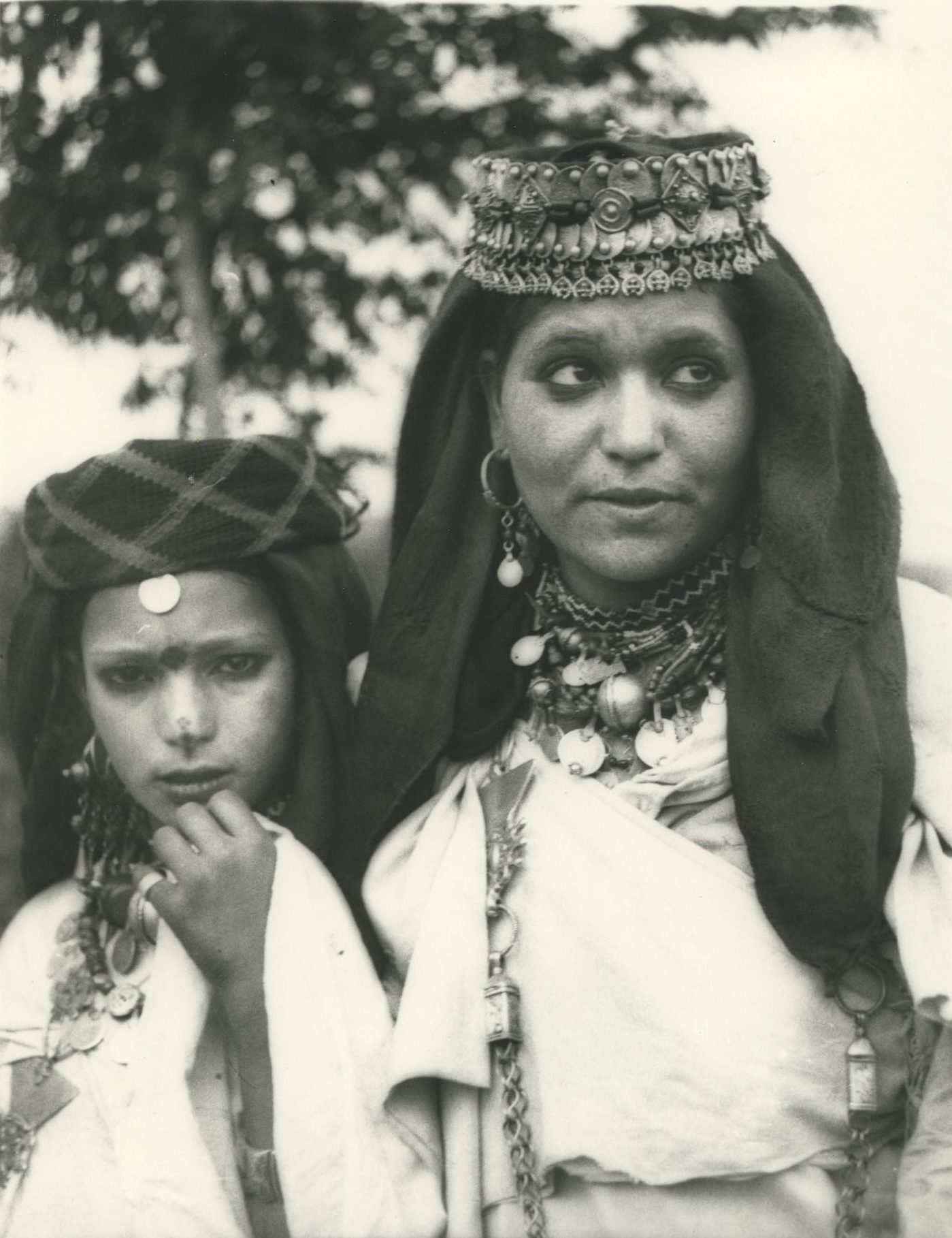 Tiara and headdress for Jewish women (Dades region, Morocco) - Judaica ...